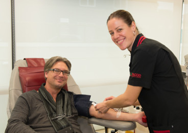 donating blood - click to make an appointment